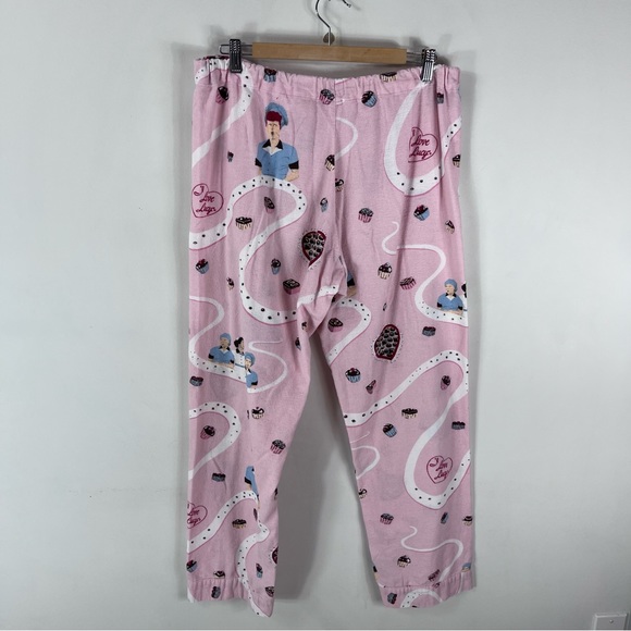 NICK & NORA I Love Lucy Chocolate Factory PJ Pajama Set Top Bottom Pink Flannel - Picture 13 of 16